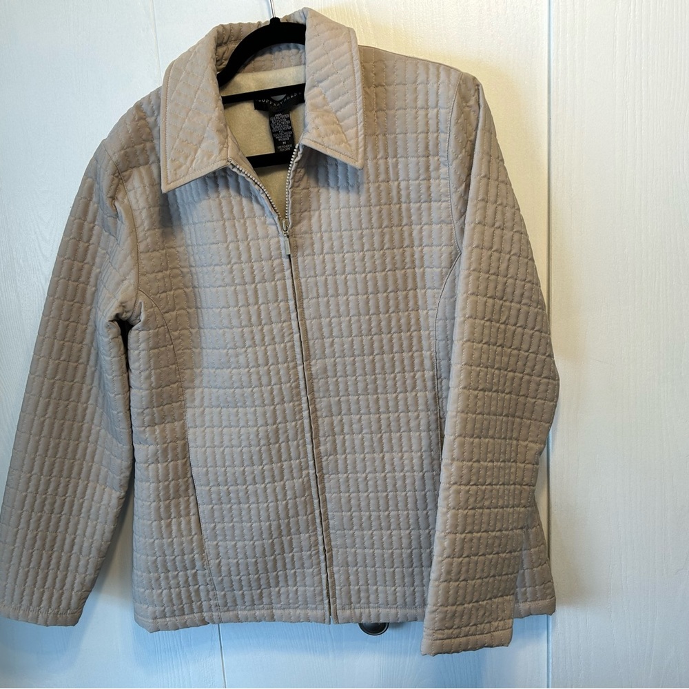 Lightweight tan coat
